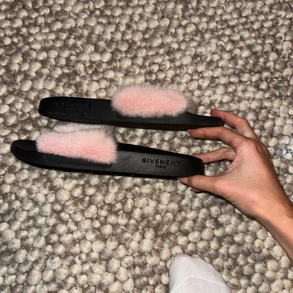 Givenchy real Mink fur slides. Perfect condition - Picture 5 of 8